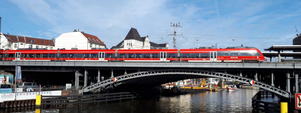 Berliner Stadtbahn wird 140 – mehr Direktzüge aus der Lausitz ab Dezember 2022