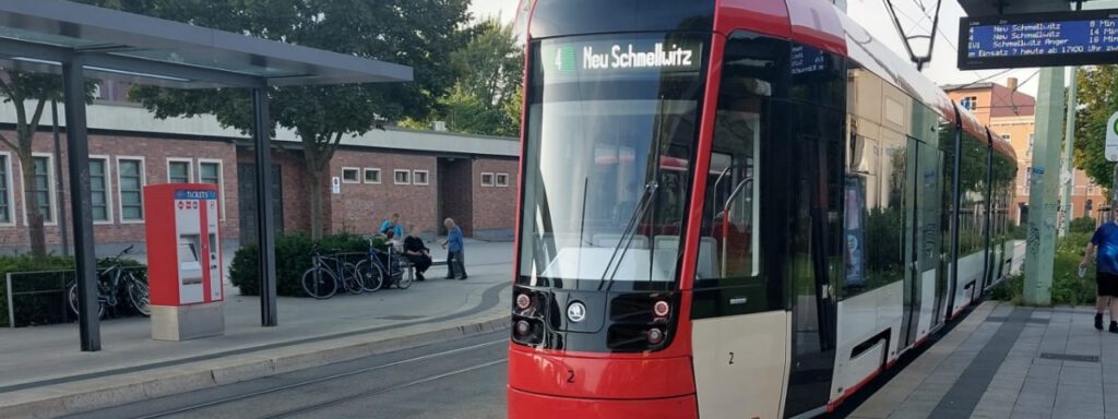 Neue Straßenbahnen in Cottbus endlich im Fahrgasteinsatz